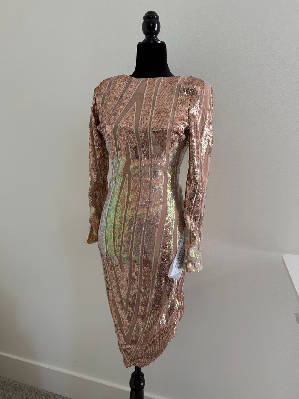 Dress the Population Rose Gold Sequin Long Sleeve Bodycon Dress